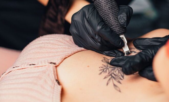 que-saber-antes-tatuaje-fineline