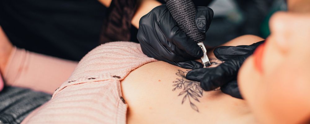 que-saber-antes-tatuaje-fineline